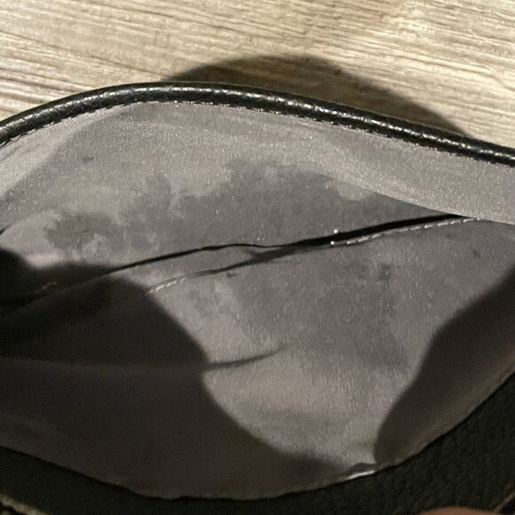 Vintage FOSSIL Black Pebble Grain Leather Zip-top Crossbody Bag - Picture 7 of 16